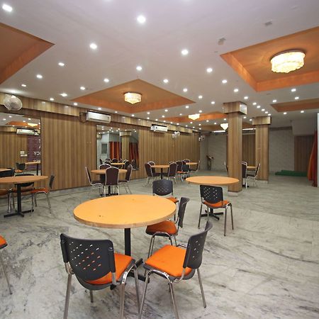 Oyo 576 Hotel Shree Kanta Residency Gurgaon Bagian luar foto
