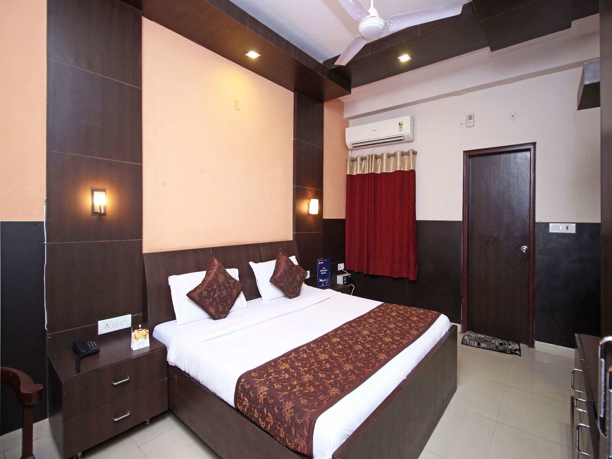 Oyo 576 Hotel Shree Kanta Residency Gurgaon Bagian luar foto