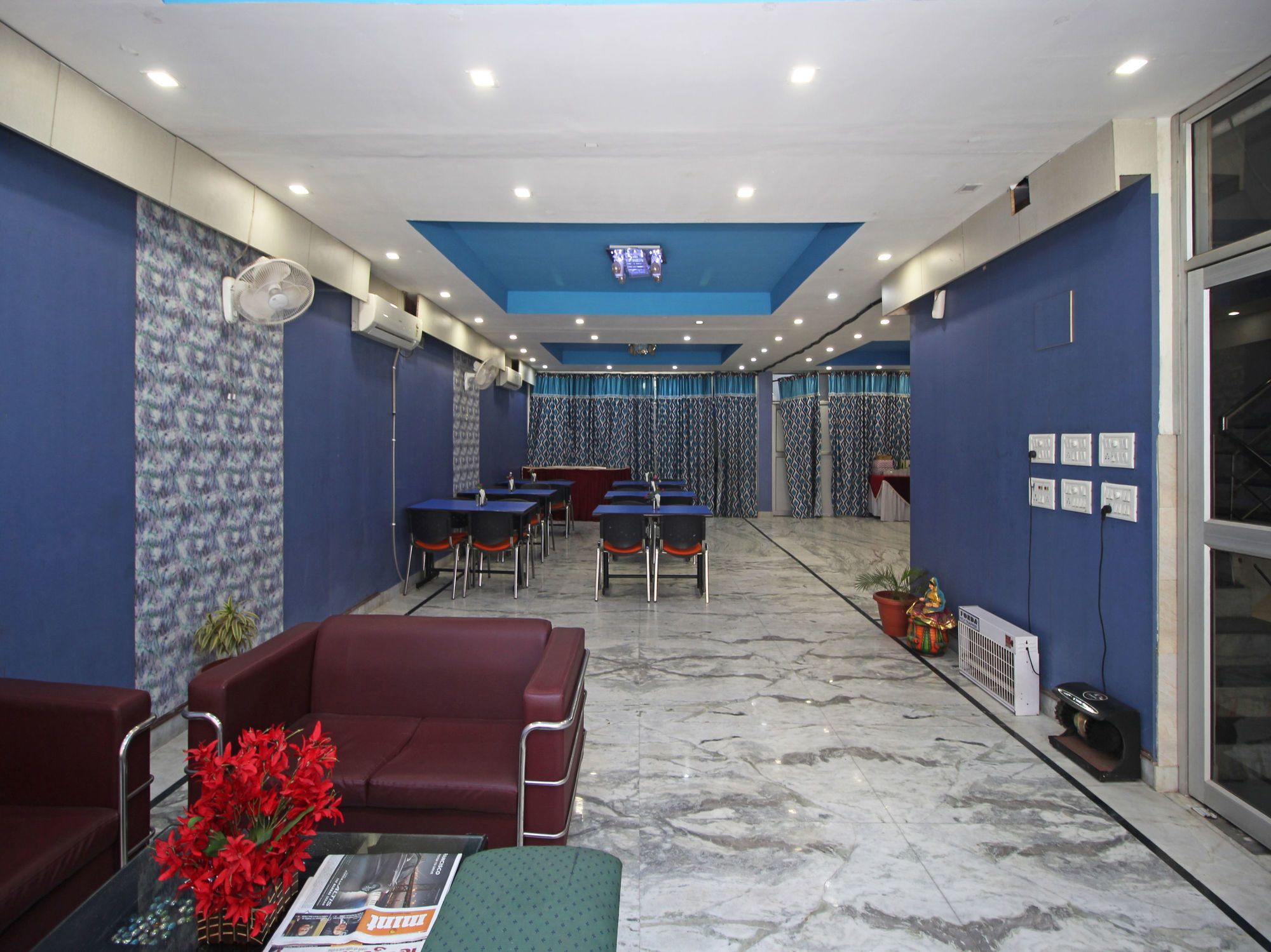 Oyo 576 Hotel Shree Kanta Residency Gurgaon Bagian luar foto